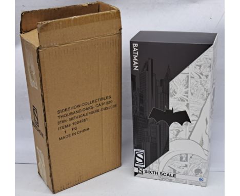 Sideshow Collectibles Batman (Traditional) 1:6 Scale Figure Exclusive (1004251) (Bruce Wayne Head Sculpt). Condition Excellen