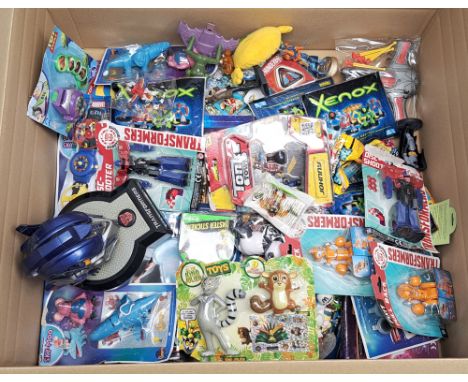 TV &amp; Film related mixed group, to include Doctor Who, The Clangers, Transformers and others, consisting of magazine free 