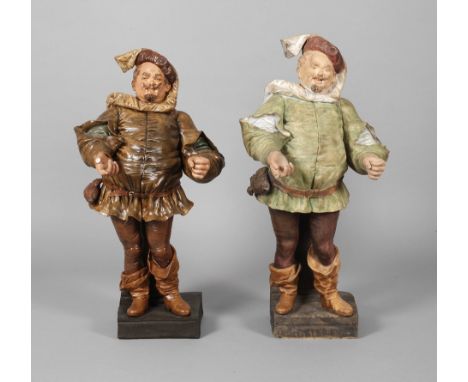 Goldscheider Wien Paar Beisteller als Sir John Falstaff Entwurf um 1890, anmodelliertes Markenfeld Fr. Goldscheider Reproduct