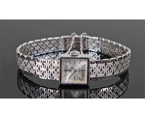 Bucherer 18 carat white gold ladies wristwatch, the signed square dial with baton hours, manual wound with an 18 carat white 