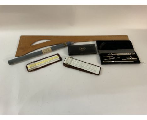 A small collection of vintage technical drawing equipment. No reserve.