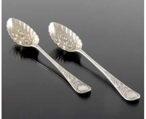 A pair of Victorian silver berry spoons, William Hutton, London 1899/1900, Venetian Pattern, embossed, chased and crimped to 