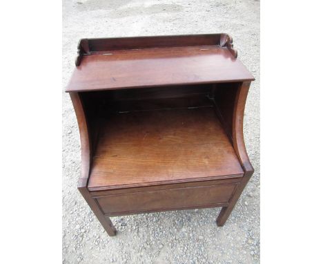 Geo.III mahogany commode with hinged top and  molded front on square supports W56cm D46cm H74cm 