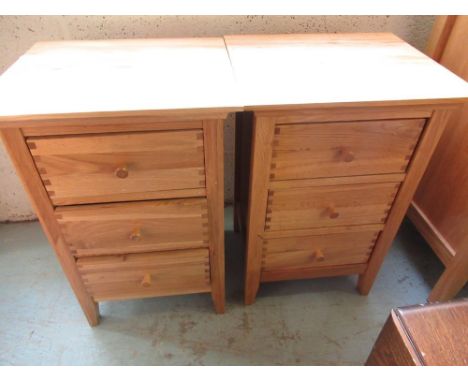 Pair of Willis &amp; Gambier Esprit light oak 3 drawer light oak bed side chests 43cm x 37.5cm x 65cm 