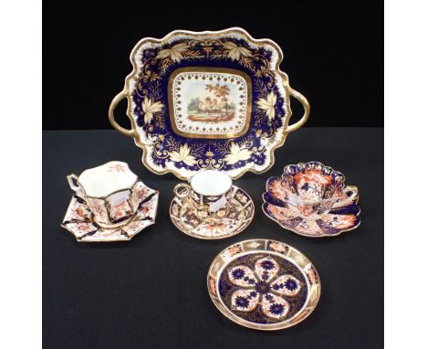 IMARI STYLE CABINET CUPS AND SAUCERSRoyal Crown Derby, Foley etc, with a mid 19th century serving plate with a landscape scen