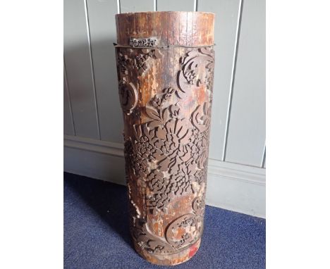 A VINTAGE WOOD AND METAL PRINTING ROLLERby 'T. S. Co', no. 524 'The Carvallo' 57cm long (some damage)