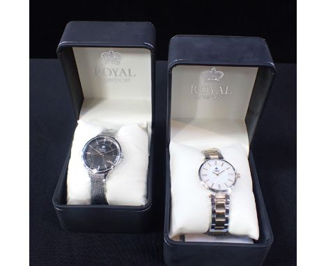 ROYAL LONDON: A LADY'S STAINLESS STEEL BRACELET WATCHwith quartz movement, the black dial with silver baton hour markers and 