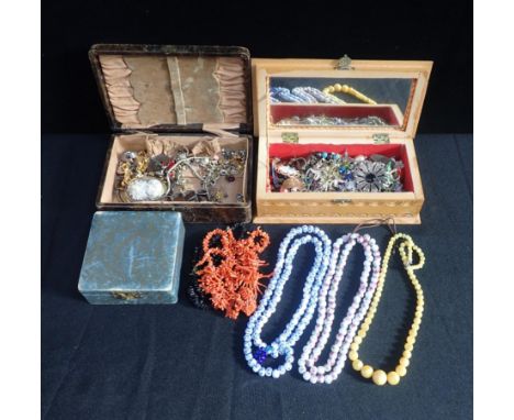 A SIAM STERLING SILVER BRACELETother silver and other jewellery including a shell cameo brooch, coral necklace etc