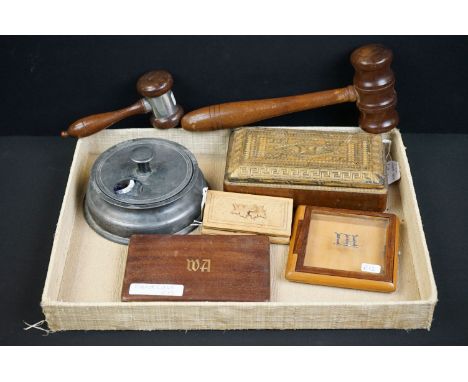 A small group of mixed collectables to include a pewter inkwell, straw work box, trinket box, gavels....etc.. 