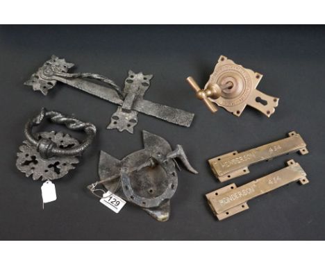 Group of early 20th century door furniture to include a hand forged cast iron door knocker modelled as a horseshoe &amp; ridi