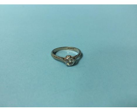 A diamond ring, stamped '18ct and plat', 2.7g, size 'K'