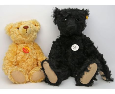2 Steiff-Teddys: "Original-Teddy" in Maisgelb und "Teddybär 1912 Replica 1992" in Schwarz. Je mit Knopf und Schild, 1x mit Fa