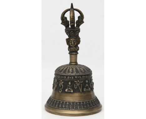 Tempelglocke. Wohl helle Bronze mit reichem Reliefdekor. Tibet/Nepal. H. 18 cm.