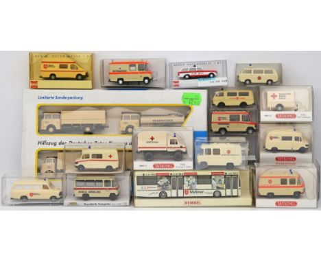 20 Modellautos "Krankenfahrzeuge", S.e.s., Wiking, Brekina, Busch, Herpa, Revell, Kembel, 1:87. Verschiedene Hersteller und A