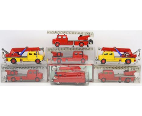 8 Modellautos, Siku, Schuco. Darunter 3x Siku Mercedes-Benz Kranwagen, V 293, (1x in Reproverpackung). 4x Siku Mercedes-Benz 