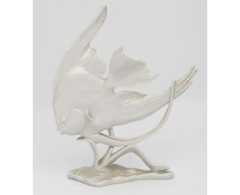 Fischskulptur, Rosenthal. Porzellan, weiß. L. best. Stempelmarke Rosenthal, 20. Jh. 1. Wahl. D. 19x 20 cm. 