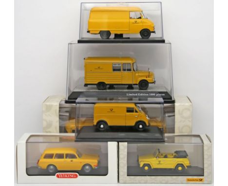 6 Modellautos, Verschiedene Hersteller, überwiegend 1:43. Verschiedene Ausführungen, "Deutsche Post". Darunter Wiking, Bing, 