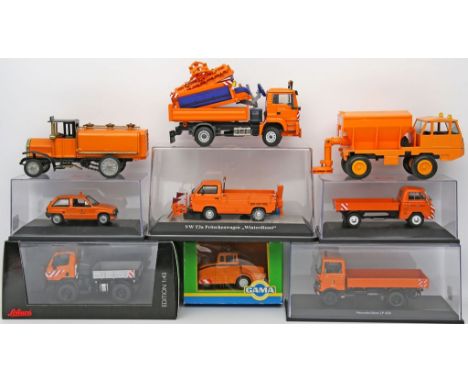 9 Modellautos "Kommunalfahrzeuge", verschiedene Maßstäbe. Darunter Schuco, Gama, Conrad. Verschiedene Hersteller und Ausführu