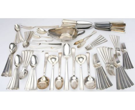 Umfangreiches Besteckset für mind. 11 Personen, WMF, 90-teilig. Versilbert. Schlichte Form im Art Deco-Stil. Bestehend aus: J