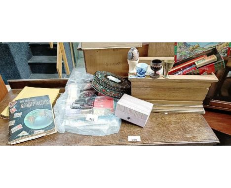Oak casket including cigarette cards, egg cups, silver plate, vintage pens, ephemera and stamps