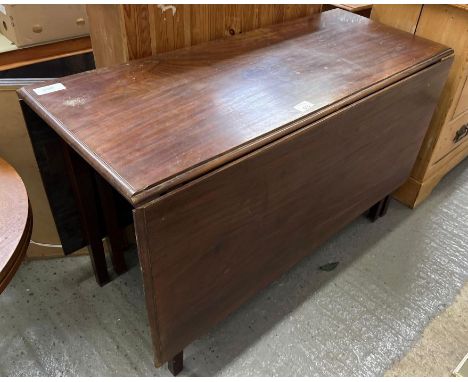 Mahogany gate leg table