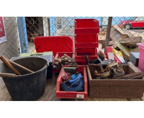 Garage equipment to include hand tools &amp; plastic drawer tidies