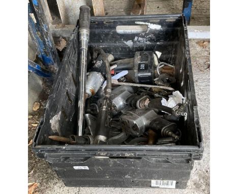 Collection of air tools and torque wrench