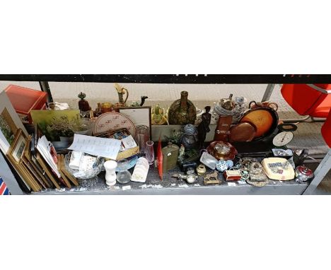Silver plated jewellery &amp; trinket items, set of Weighmasters scales, art glass &amp; other collectables