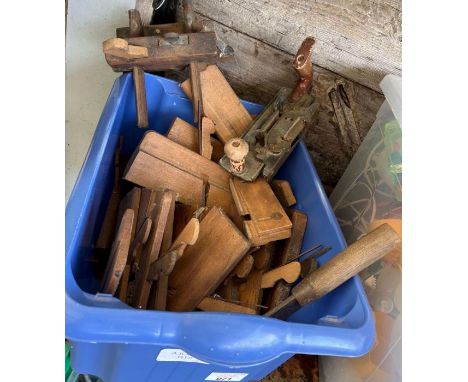 Collection of vintage woodworking tools to include a "Jiffy" plane