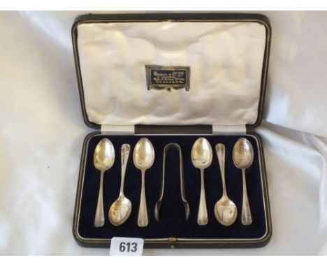 Boxed set of six rat tail tea spoons and matching tongs,  Shef 1920 by CBS 60g.    