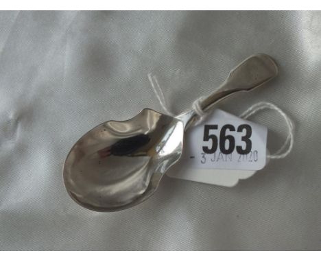 Exeter. Fiddle pattern caddy spoon gourd shaped bowl, 1836 by WW 8g.         
