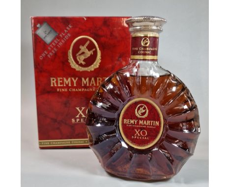 Bottle of Remy Martin XO Special Champagne Cognac, in original box. 70cl. Sealed. (B.P. 21% + VAT)