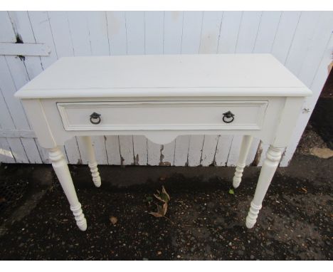 A white console table 95x39cm
