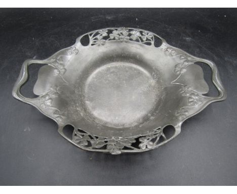 Liberty &amp; Co 'Tudric' pewter twin handled tray 28cmW