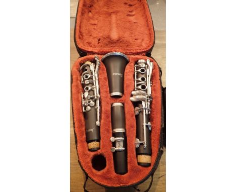 Cased Sonata clarinet 