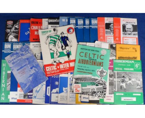 Football programmes, Scottish, a collection of approx. 50 programmes mostly 1960/70's, various clubs inc. Aberdeen, Dundee, C