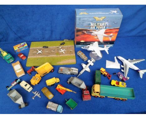 Die Cast, Vehicles, 20+ to include lorries, agricultural vehicles, cars, etc. Crescent Toys Mercedes-Benz 2.5Litre G/Prix, Ma