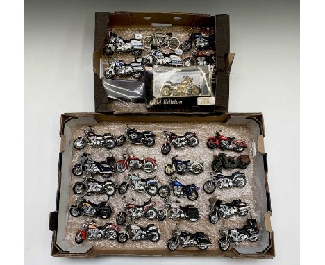 Maisto Harley-Davidson Motor Bikes - A collection of 26 unboxed plus 1 boxed 'Gold Edition' models together with official Har