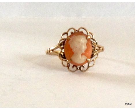 9ct Cameo Ring  Size K