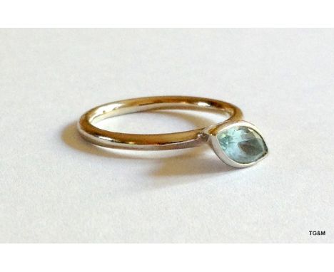 A designer white gold ring size K