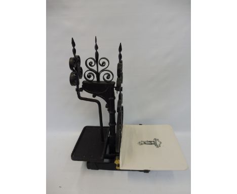 A set of good quality scales with porcelain slab.