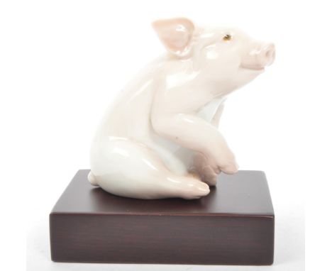 Llardo Spanish porcelain hand made and painted china porcelain lucky piglet pig. Having its own box, paper work and stand. Mo