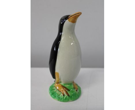 A novelty ceramic penguin h17cm 