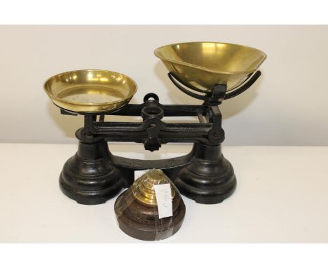 A set of vintage scales &amp; weights 