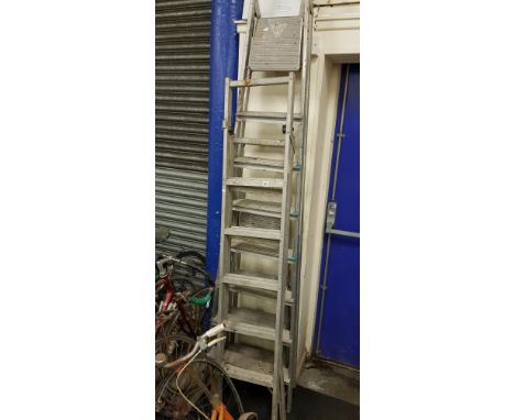 QUANTITY OF VARIOUS STEP LADDERS