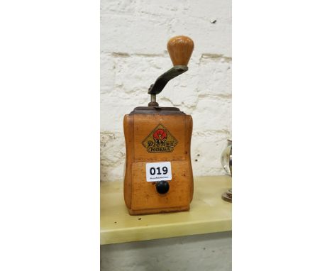 VINTAGE COFFEE GRINDER 