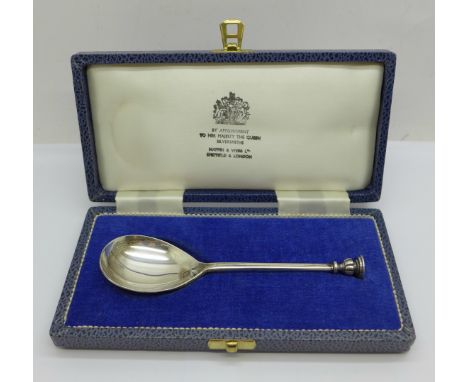 A silver Christening spoon with seal top by Mappin &amp; Webb, 33g, cased 