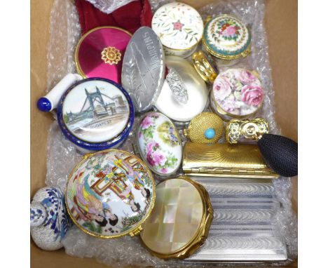 Trinket pots, compact, cigarette case, etc. 