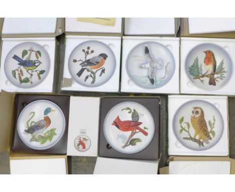 Seven Goebel wildlife collectors plates, boxed 