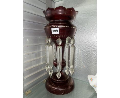 19TH CENTURY RUBY AND GILT CRENELLATED PEDESTAL LUSTRE WITH DROPPERS